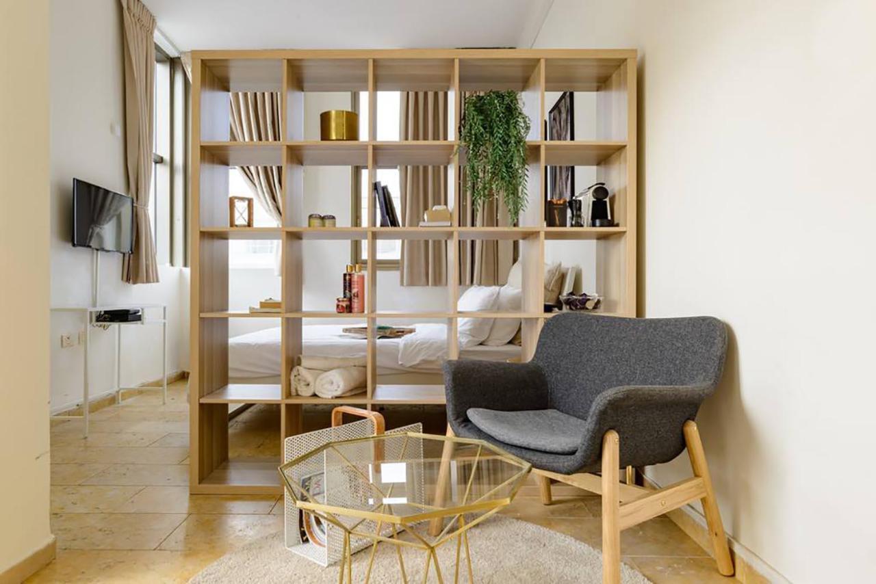 Bright And Spacious Loft By The Sea With Bomb Shelter Tel Aviv Exterior photo